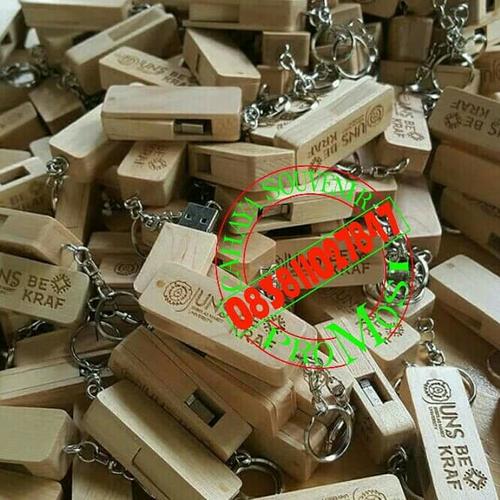 Foto Produk Flashdisk kayu putar Flashdisk promosi logo grafir 4gb dari cahayasouvenir