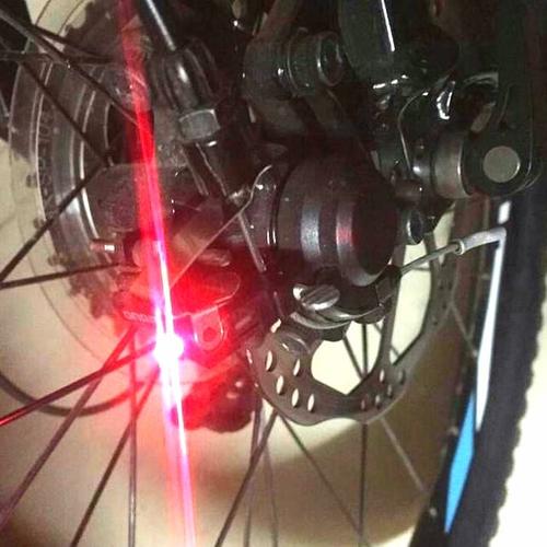 Foto Produk Lampu Belakang Sepeda / Lampu Rem Sepeda / Lampu Sinyal Sepeda dari Uppala Shop