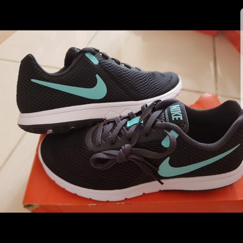 flex nike running shoes