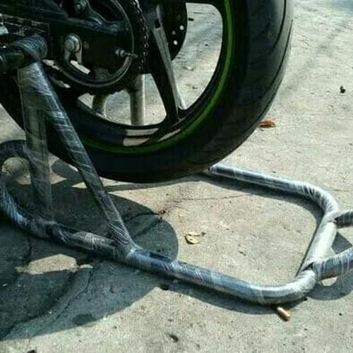 Foto Produk Standar Paddock Semua Motor / Standar Pedok Universal / Paddock Padock dari Panca Motor Variasi