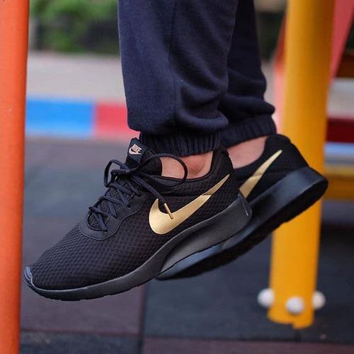 Jual NIKE TANJUN BLACK/BLACK/GOLD 