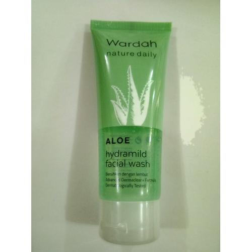 wardah cleanser aloe vera