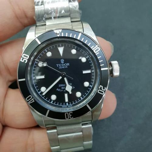 jam tangan tudor
