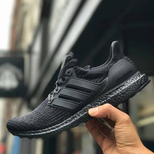 solid black ultra boost