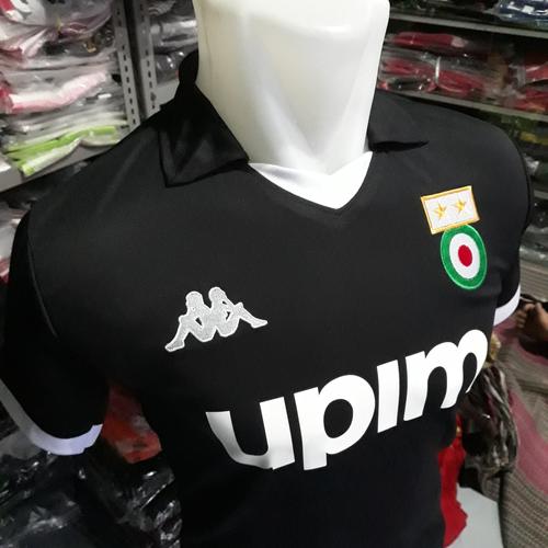 Foto Produk JUVENTUS 1990 AWAY dari CIKAMPEK SPORT