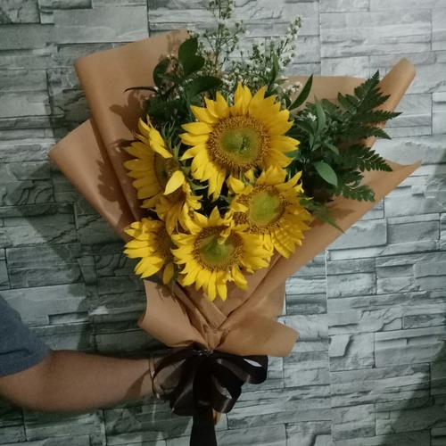 Foto Produk Bunga Wisuda / Buket Bunga / Bunga Matahari dari Freshcut Flower