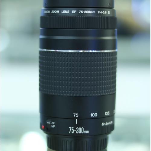 Foto Produk Lensa Canon 75-300 - Hitam dari Mugi Mugi Laris
