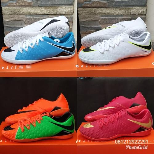 sepatu futsal nike hypervenom