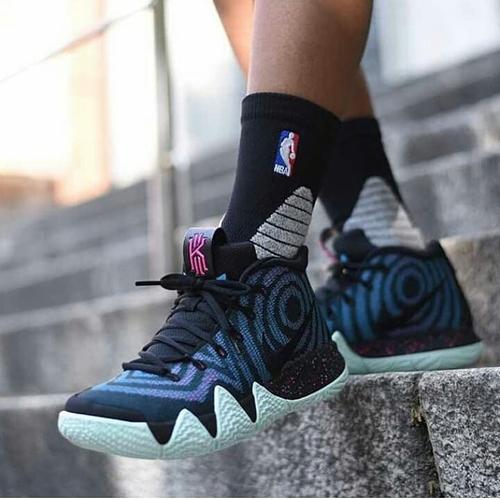 Jual Nike Kyrie 4 80's - Jakarta Utara 