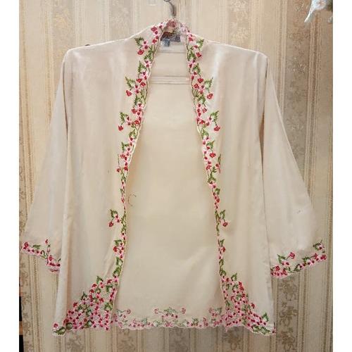 kebaya outer bordir kecil cream - Beige, XL di Batik Antik Solo | Tokopedia