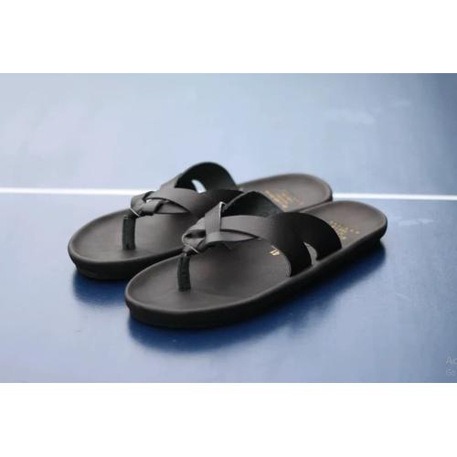 Foto Produk Sandal Pria Kulit Trendy dari Divha Store