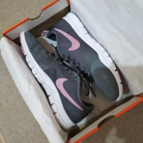 Jual NIKE FLEX ESSENTIAL TR (WOMEN 