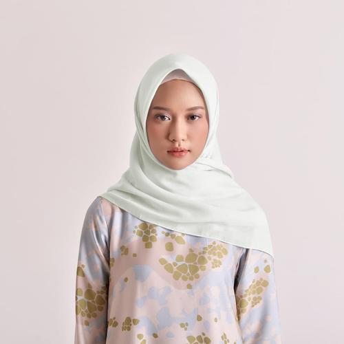 Foto Produk KAMI - VOAL SCARF PLAIN HAPPY DAZE dari Kami.
