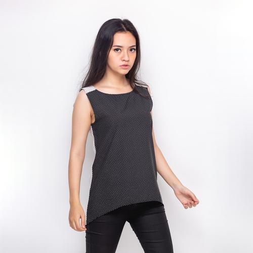 Foto Produk Sophistix Rizane Blouse Warna Black White - Hitam, S dari Sophistix Official Store