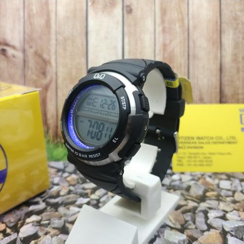 Foto Produk Q&Q QnQ QQ Digital Jam Tangan Strap Karet Hitam M159J003Y Original dari Ogyta Shop
