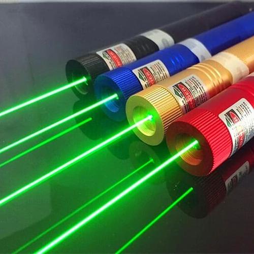 Foto Produk Green Laser Lampu Led / Green Laser Pointer 303 - Hitam dari Nagada shop