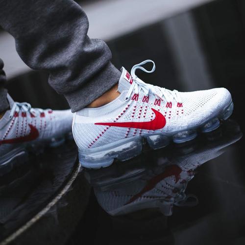 nike air vapormax flyknit platinum