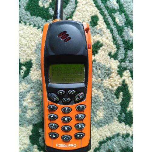 Foto Produk ERICSSON R250s Pro dari delanggu phone