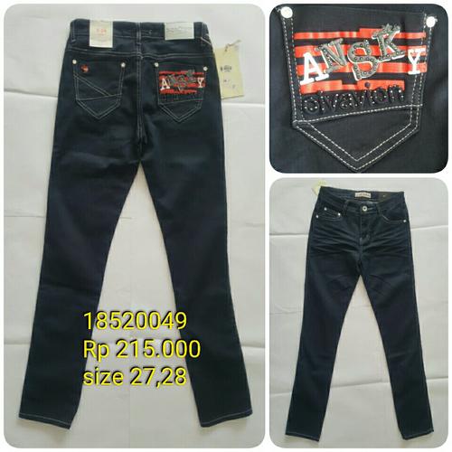 28 jeans size