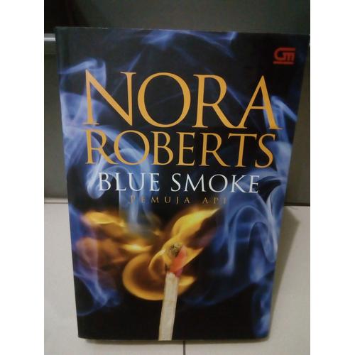 Gambar Blue Smoke Nora Roberts dari Moka Star Shop Kota Mojokerto Tokopedia