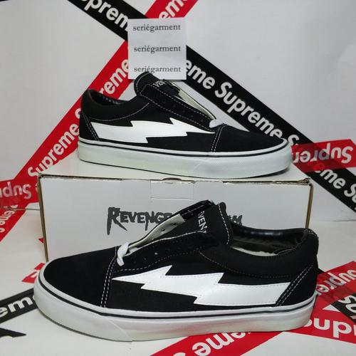 old skool vans black friday