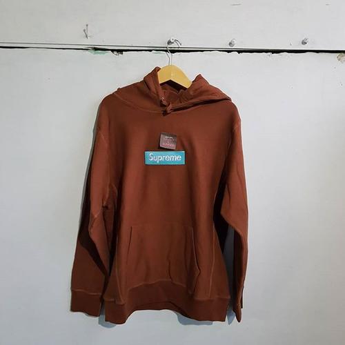 supreme box logo rust