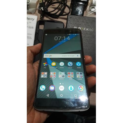 Foto Produk blackberry dtek50 sth100-2 dari TIJARUNA