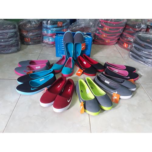 Foto Produk Sepatu wanita slip on nike balet Grade ori import size 36-40 dari f1.ollshop