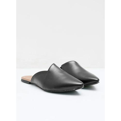 mules black flat