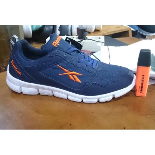 Jual Sepatu olahraga Cowok Reebok Navy 