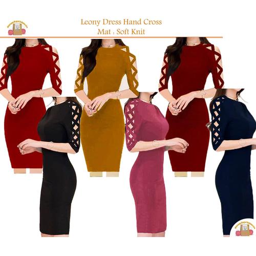 Foto Produk Dress Leony Cross Knit BodyCon Dress Rajut Baju Dres Wanita - Merah dari Aniera Collection