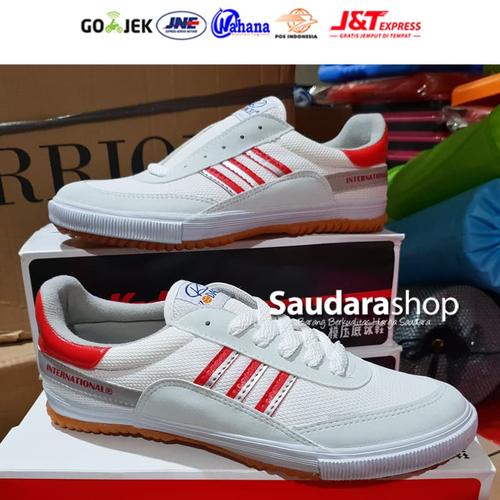 Foto Produk Kodachi 8116 Sepatu Capung Putih Merah Silver / Sepatu Capung - 38 dari Saudara Shop