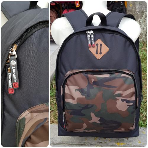 maroon jansport backpack