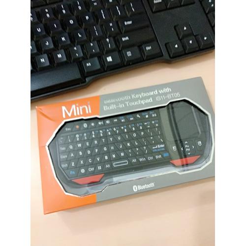 Foto Produk Mini Keyboard Wireless Bluetooth Built In TouchPad IS11-BT05 dari Thaddeus Shop