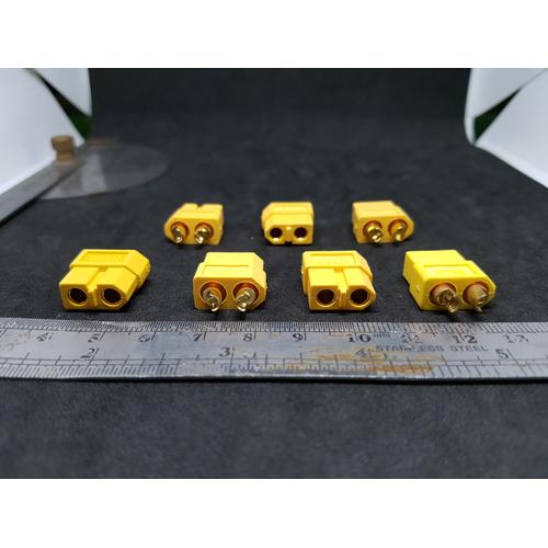 Gambar Konektor female battery Lipo, dijual per piece Rp. 2.000 dari UAV Jakarta Selatan Tokopedia