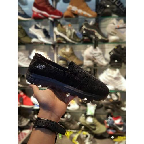 Foto Produk Sepatu Skechers Slip On For Man Sneakers pria terbaru Slip On dari Side Sport