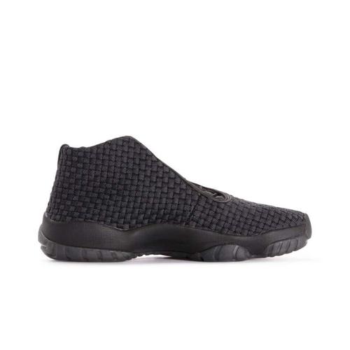 jordan future low triple black