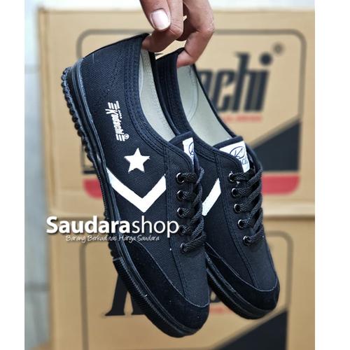 Foto Produk Kodachi 8119 Sepatu Kodachi Star Cefron Allblack / Kodachi Hitam dari Saudara Shop