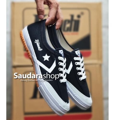 Foto Produk Kodachi 8119 Sepatu Kodachi Star Cefron Hitam Putih / Kodachi Hitam dari Saudara Shop