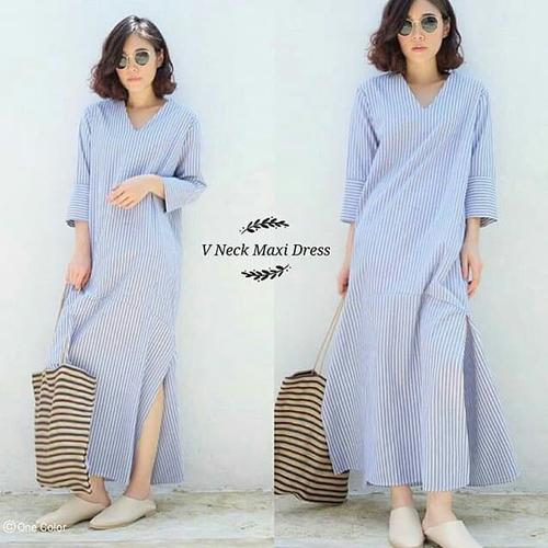 Foto Produk 885 V Neck Maxi Dress dari fashion_tnabang