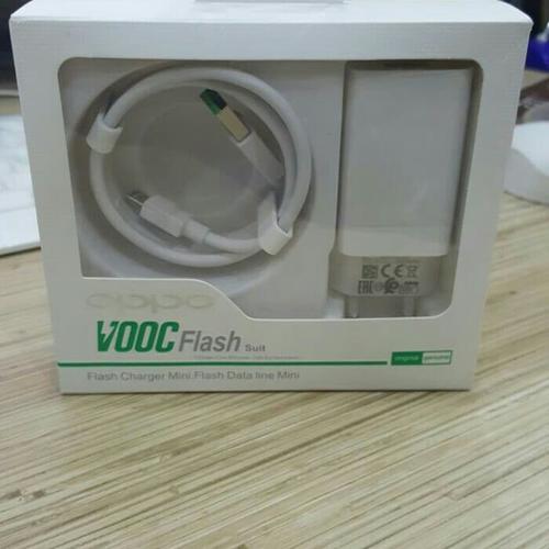 Foto Produk CHARGER OPPO VOOC F3 F5 F7 F9 FIND 7 FAST CHARGING AK779 ORIGINAL 100% dari D'comshop