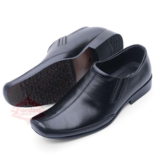 Foto Produk Sepatu Pria Pantofel Model Formal Untuk Kerja Kulit Asli BIBO03-Hitam - Hitam, 39 dari FORDZA Shop