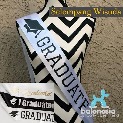 Foto Produk Graduation Sash Selempang Wisuda - htm tulisan pth dari Balonasia