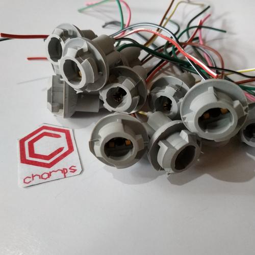 Foto Produk Soket Fitting Lampu Sen Sein Senja T10 Socket LED Sein Motor Mobil dari Champs