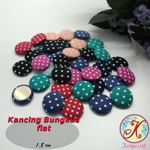 Foto Produk Kancing Bungkus Flat 1,8cm Polka per 50 pcs dari Kutique Craft