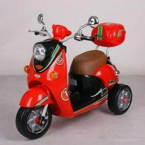 Foto Produk Mainan anak sepeda aki motor tipe scoopy PMB 338 dari sakrinatastore