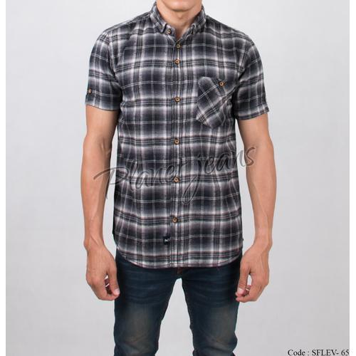 Kemeja flanel slimfit lengan pendek 