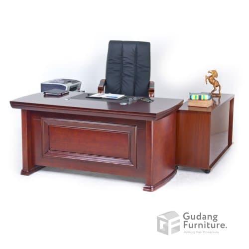 Foto Produk Meja Kerja Meja Kantor Meja Direktur Classic Murah Glory SM 1831 dari Gudang Furniture ID