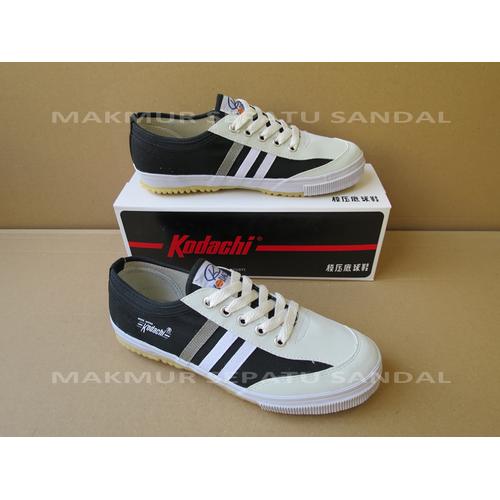 Foto Produk Sepatu Capung - Kodachi 8112 - Black / Hitam dari Makmur Sepatu Sandal