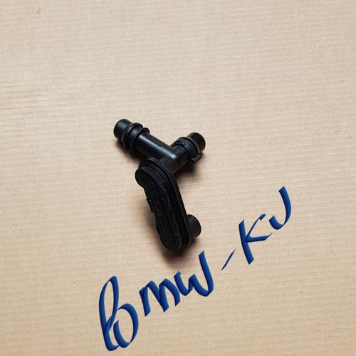 Foto Produk Pipa Housing Rumah Tank Tabung Radiator BMW E46 17111707817 dari BMWKU